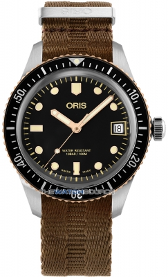 Buy this new Oris Divers Sixty Five 36mm 01 733 7747 4354-07 5 17 30 midsize watch for the discount price of £1,445.00. UK Retailer.